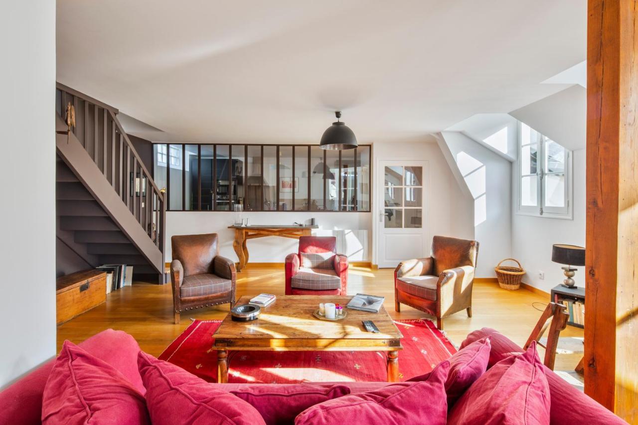 レンヌSotto Le Stelle - Fabuleux Duplex D'Hyper Centreアパートメント エクステリア 写真